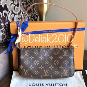 SOLD! Louis Vuitton Pochette Accessoires Monogram